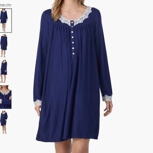 Eileen West navy blue short nightgown with white lace details Size small